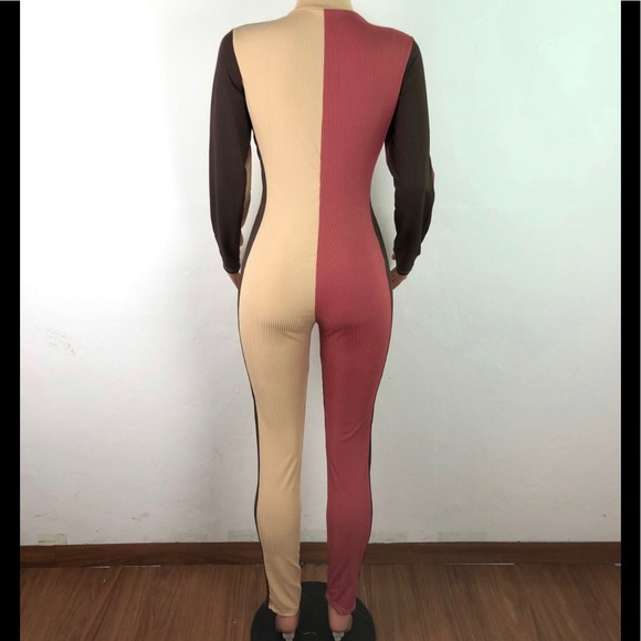 🔥Ribbed long sleeve jumpsuit.🔥🔥🔥🔥 - Picture 2 of 9